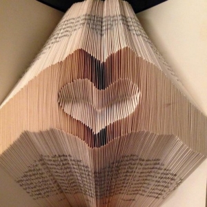 Discover the Art of Book Folding with Our Selection of 85 Photos With Tutorials and Videos