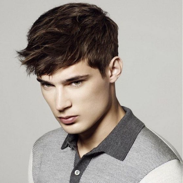 layered spiky bangs facing forward, on young man, dressed in grey polo shirt, short guy haircuts, ideas for brunette men