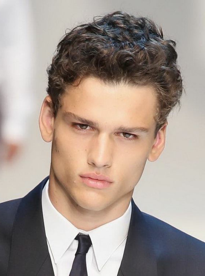 ▷1001 + Ideas for Guys With Long, Medium and Short Curly Hair