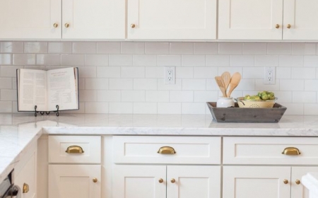 Subway Tile Kitchen Backsplash Designs, Grey Kitchen Cabinets With White Subway Tile Backsplash