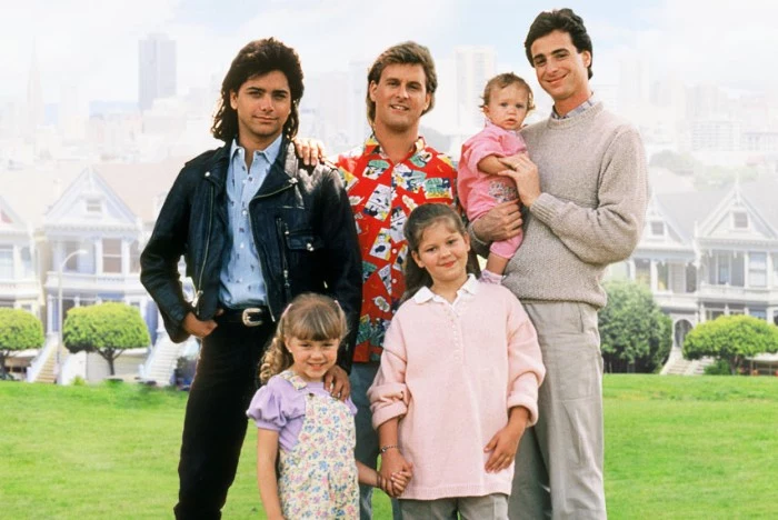 family photo of the characters from full house, 80s sitcom tv series, leather jacket and hawaiian shirt, pale grey trousers and sweater, 80s costumes men 