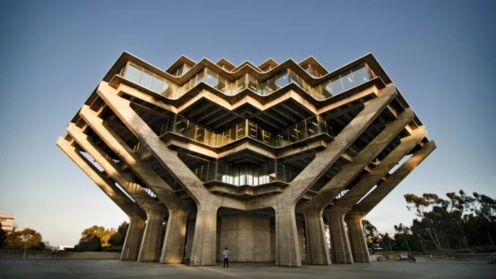 geisel library at the university of california san diego, large angular building, made of grey concrete, with multiple windows, brutalist architecture