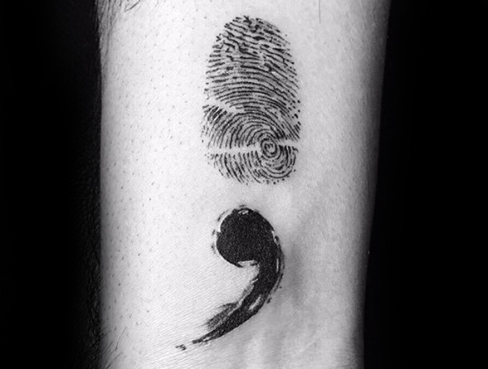 finger print and a comma, making up a semicolon, meaningful tattoo ideas, raising awareness about suicide prevention