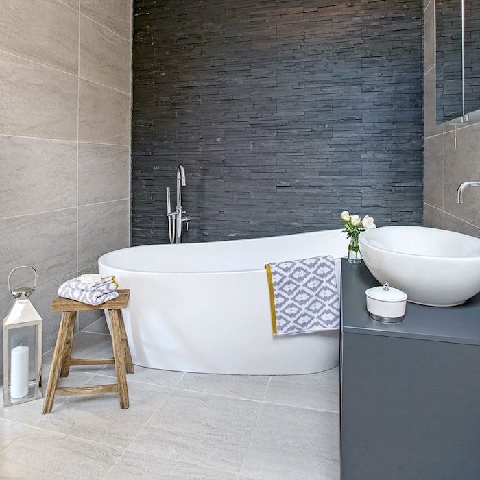 Small Bathroom Ideas With Tub : 25 Inspiring Bathroom Remodeling Ideas You Need To Copy Immediately Small Bathroom With Shower Bathtubs For Small Bathrooms Tiny Bathrooms : Because of their design, corner tubs don't require the long wall space that standard bathtubs do.