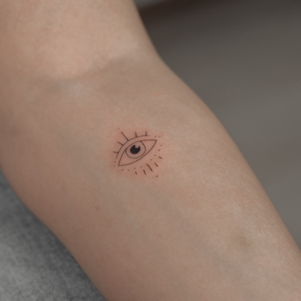 eye tattoo small