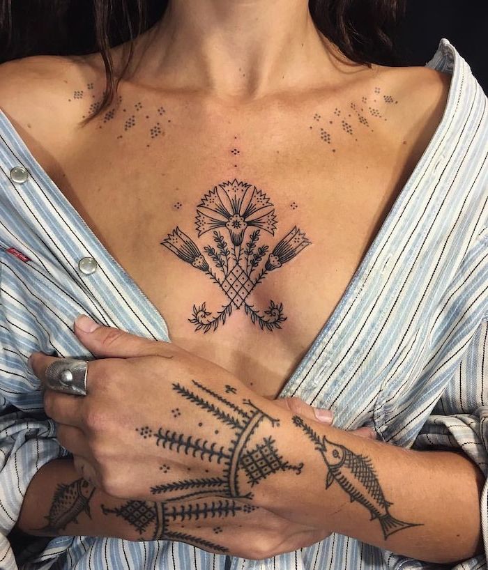 ▷ 1001 + ideas for beautiful chest tattoos for women