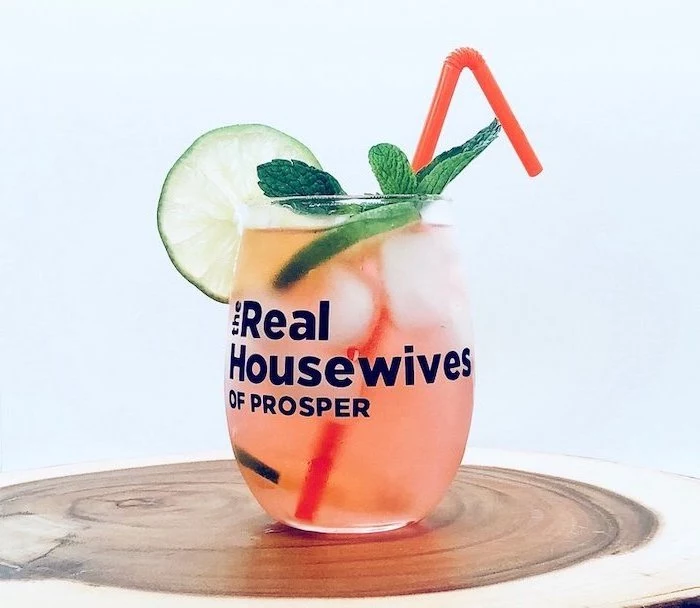 housewarming gift ideas for couple, real housewives inspired, cocktail glass