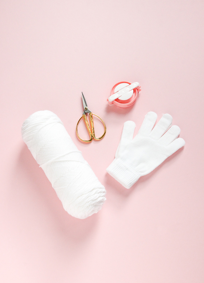 white yarn, white glove, cute gifts for boyfriend, pink background, step by step, diy tutorial