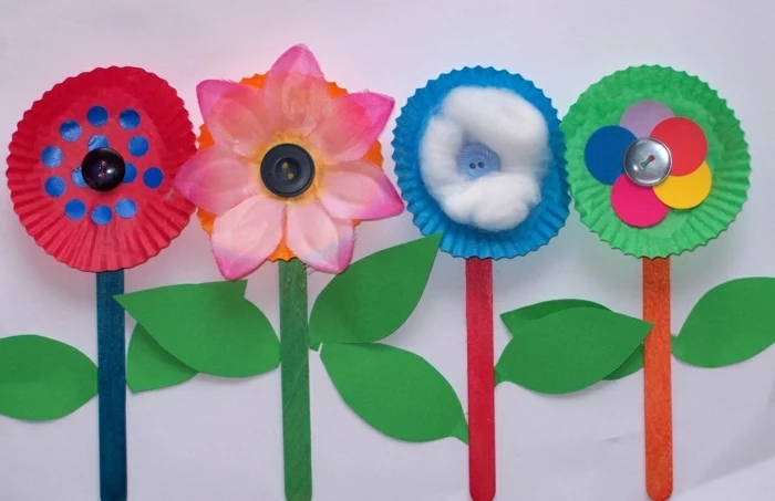 popsicle wooden sticks, preschool learning activities, flowers made of paper, with buttons