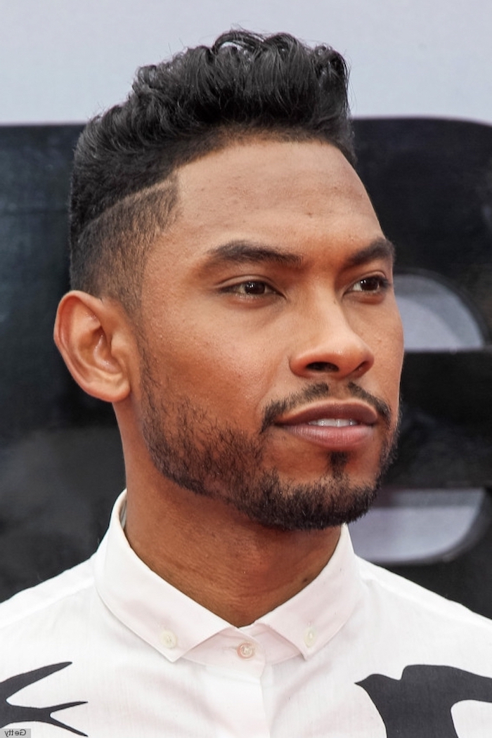 miguel on the red carpet, black hair, white shirt, medium haircuts for men