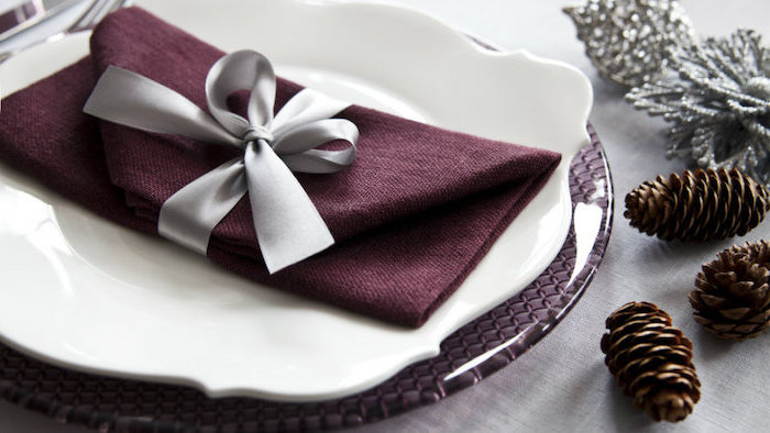 Over 70 napkin folding tutorials and ideas for an Insta-worthy table setting