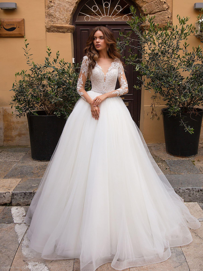 ball gown wedding dresses with sleeves