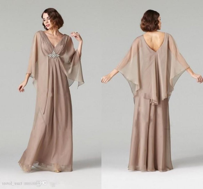 brown wavy hair, side by side photos, champagne dress, made of chiffon, casual mother of the bride dresses