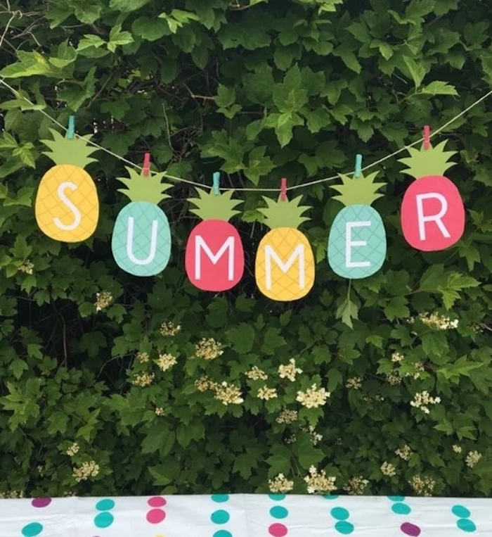 summer garland, paper pineapples, diy things to do when bored, green tree