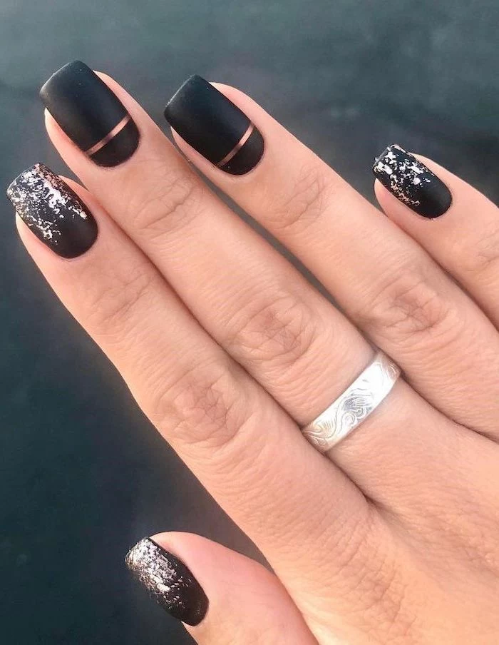 black matte nail polish, silver brush strokes, rose gold lines, cute nail designs, silver ring
