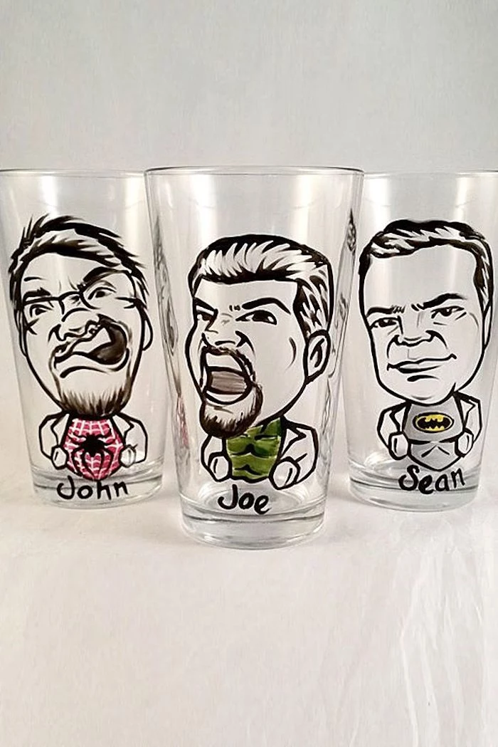 groomsmen gift box, shot glasses, with caricature faces, of groomsmen, white background