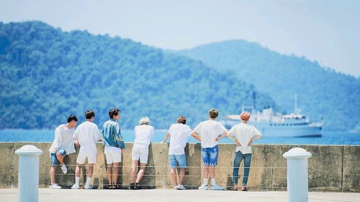 seven men, watching the sea, cute wallpapers for lock screen, boat in the background