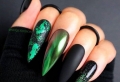 70 ideas for Halloween nails so spooky, you’d definitely want them