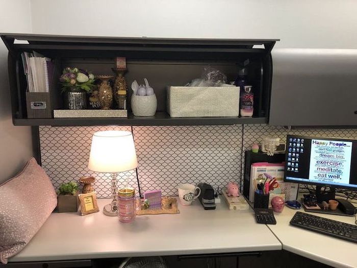 black shelves, white desk, desktop computer, cubicle decor ideas, pink throw pillow, black and white wallpaper