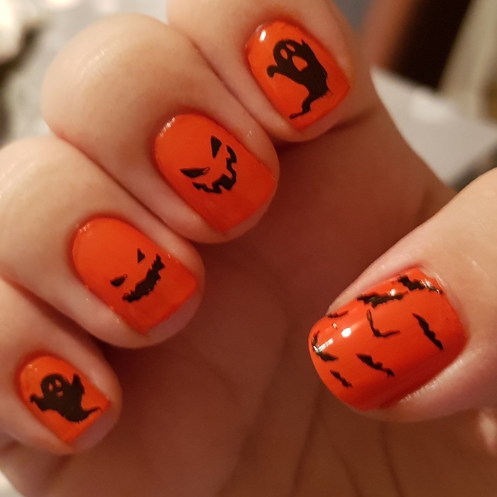 1001 + ideas for awesome and spooky Halloween nails