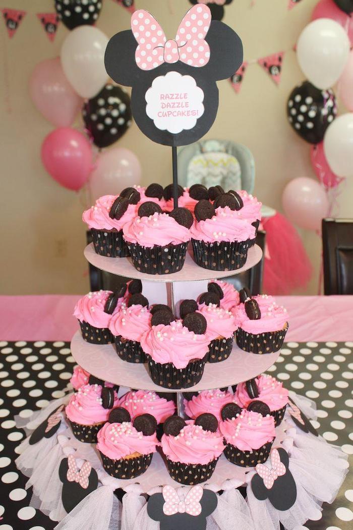 razzle dazzle cupcakes, minnie mouse cake decorations, pink frosting, oreo ears, pink tulle