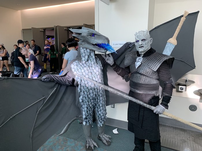 man dressed as the night king, man dresses as a dragon, game of thrones inspired costumes, funny halloween costumes