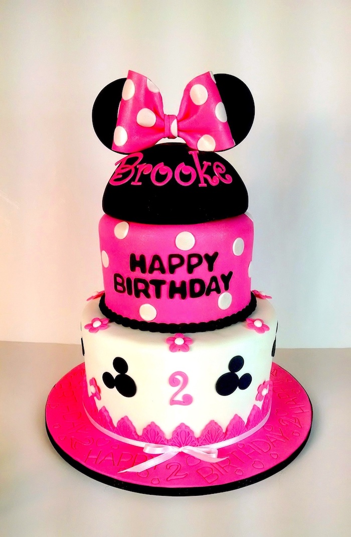pink white and black fondant, three tier cake, minnie mouse pics, pink cake tray, pink satin bow, how to make a minnie mouse face cake