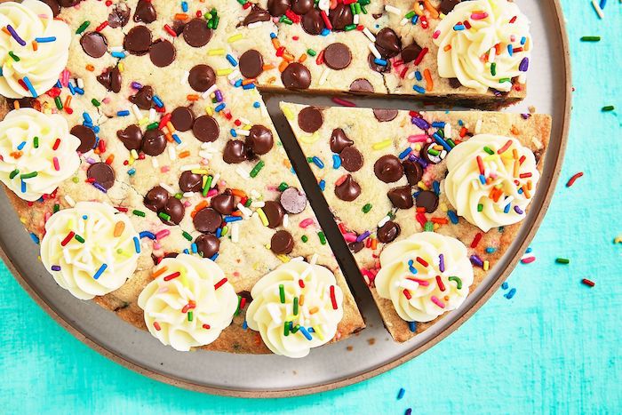 blue wooden table, cookie dough cake, easy chocolate chip cookies recipe, colorful sprinkles on top
