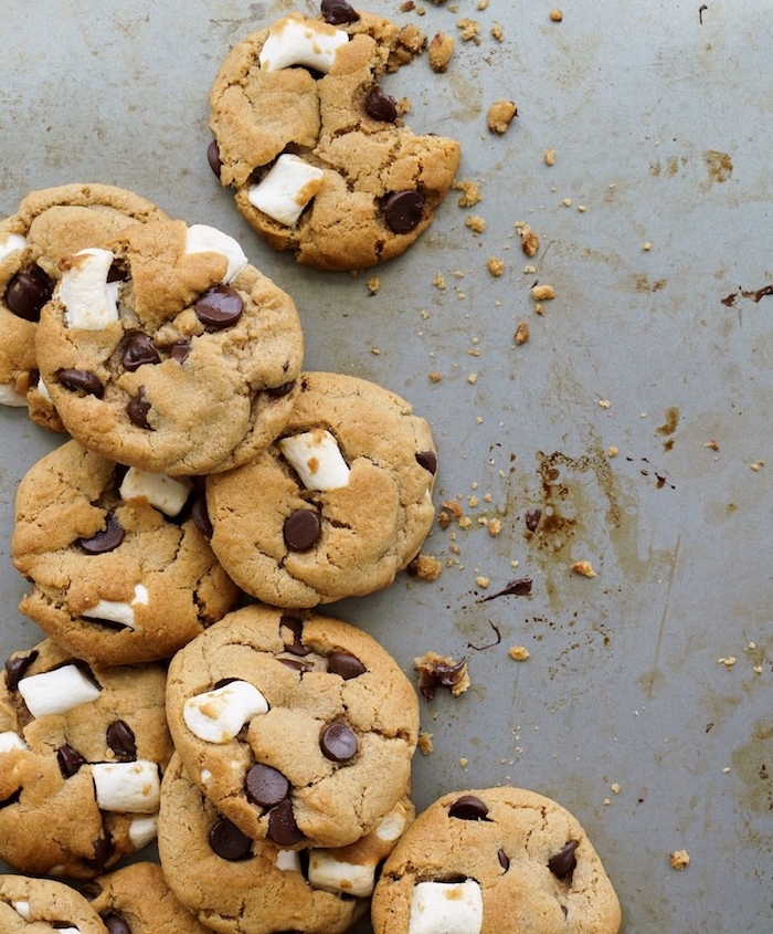 cookies with marshmallows, chewy chocolate chip cookies recipes, cookie crumbs, granite countertop