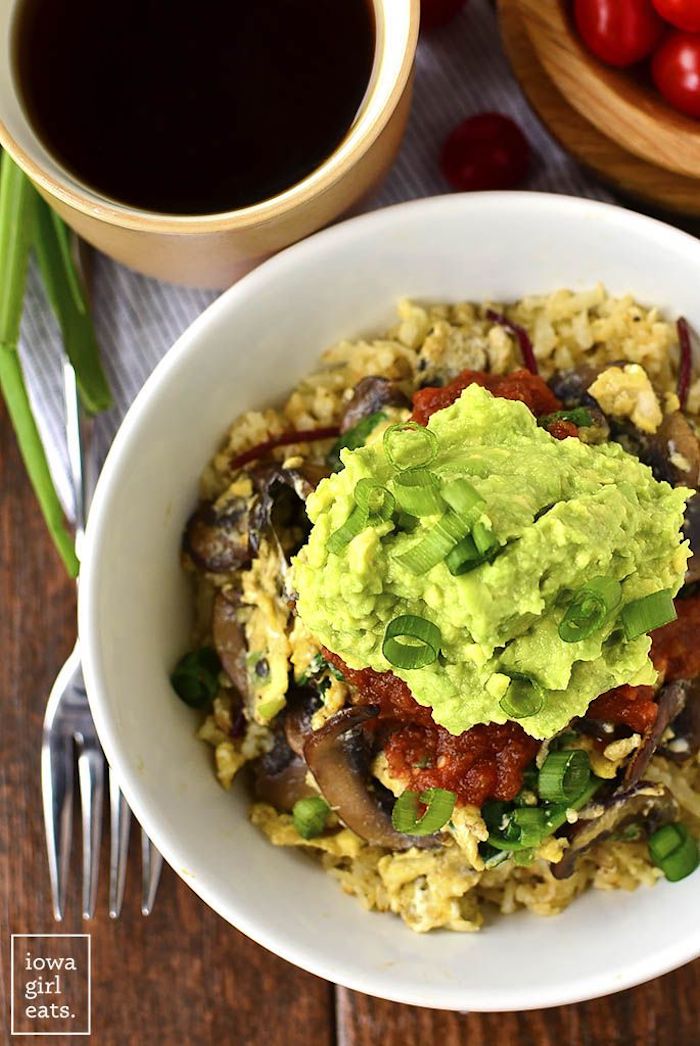 best keto recipes, scrambled eggs, with cauliflower and mushrooms, tomato saouce, guacamole sauce