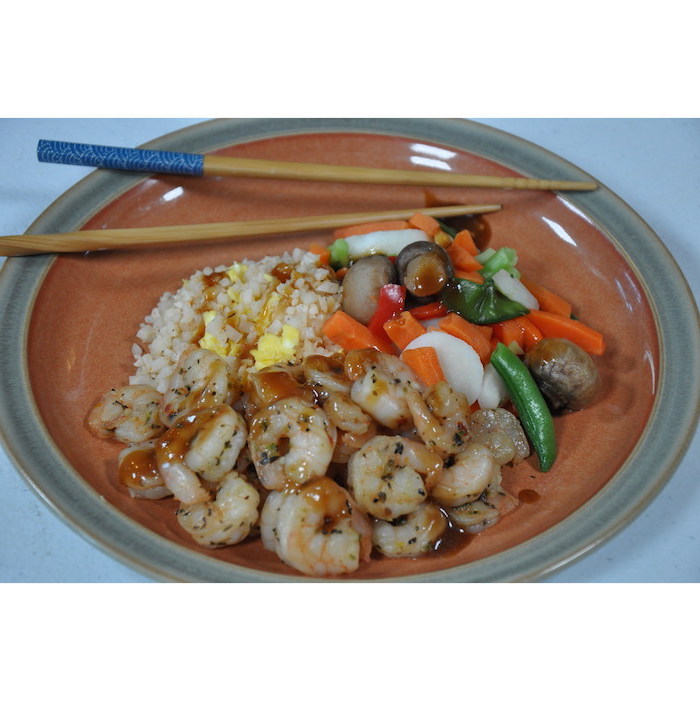 ceramic plate, shrimp with rice, simple meal plan to lose weight, veggies on the side, two chopsticks