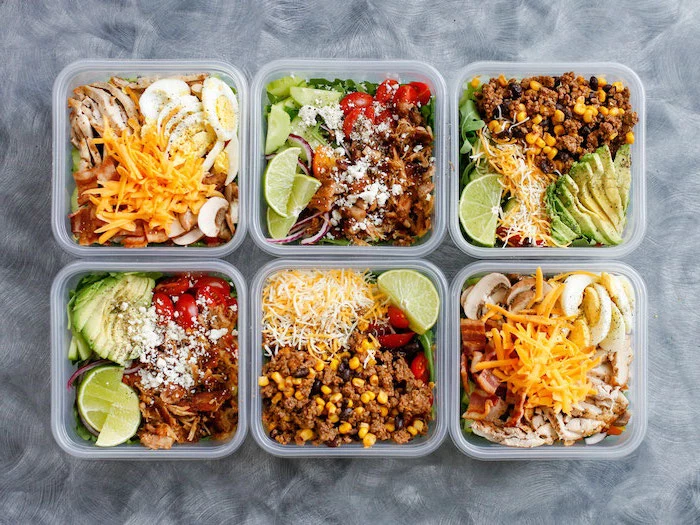 best diet for fat loss, six plastic containers, with different meals, meal prep, meat with veggies, lime slices