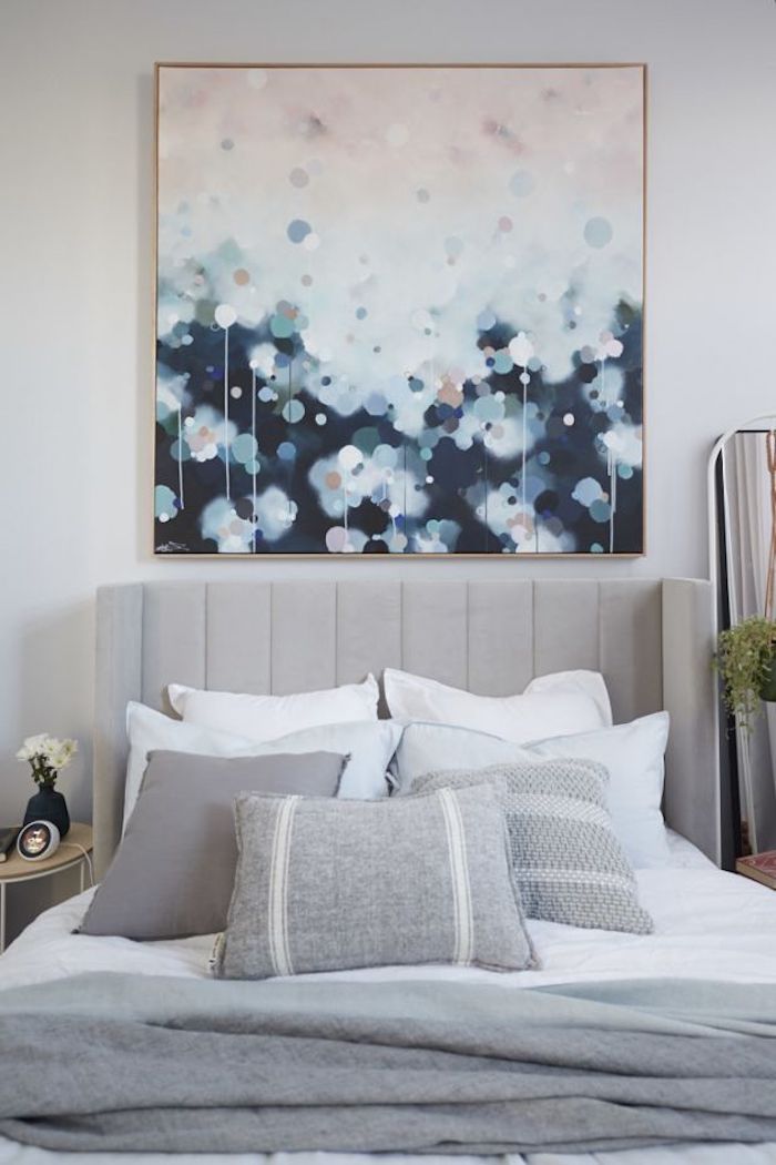 5 Ideas to Decorate Your Bedroom Without Burning Your Pocket