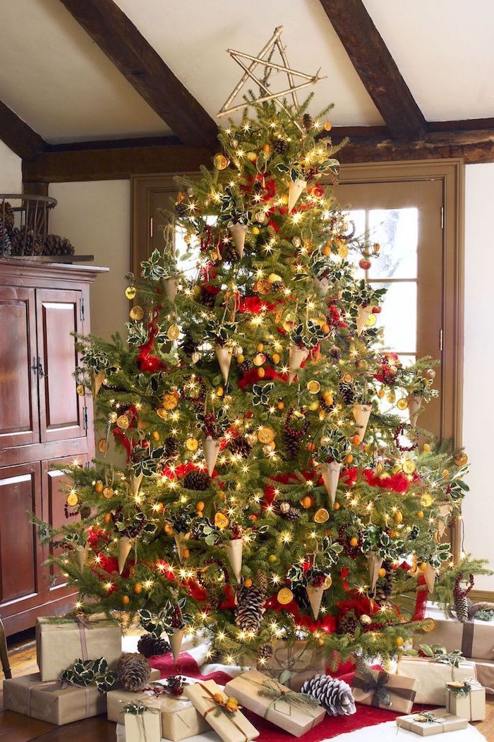 How to decorate a Christmas tree? 70 ideas for gorgeous festive decor