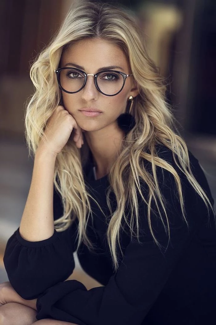 woman with glasses, wearing black dress, hair color ideas for brunettes, long wavy blonde hair with highlights