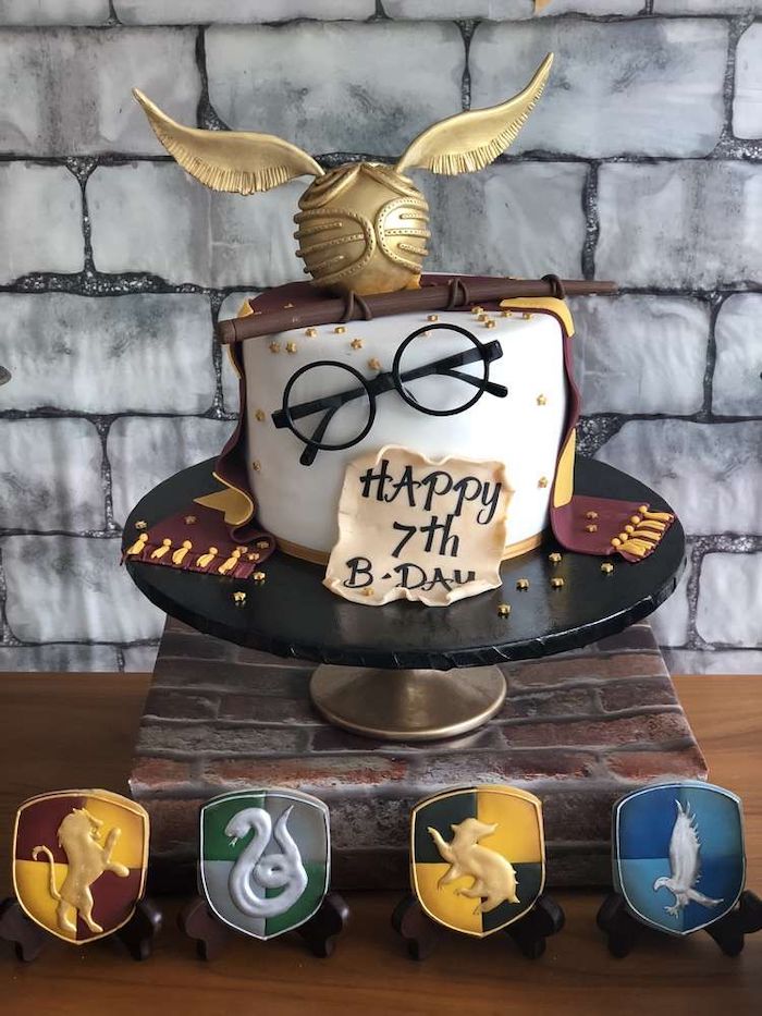 Harry Potter Theme Cake. Wand Snitch Cake. Noida & Gurgaon – Creme Castle