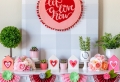Are you preparing a surprise for your SO? Here are 70 Valentine’s Day decor ideas to try