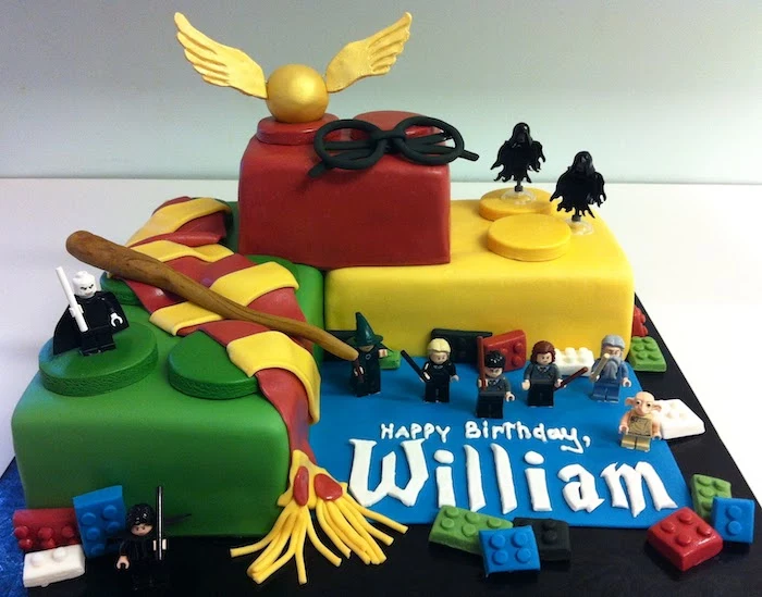 harry potter lego set, cake made with fondant, harrys birthday cake, lego people and dementors, snitch and glasses on top
