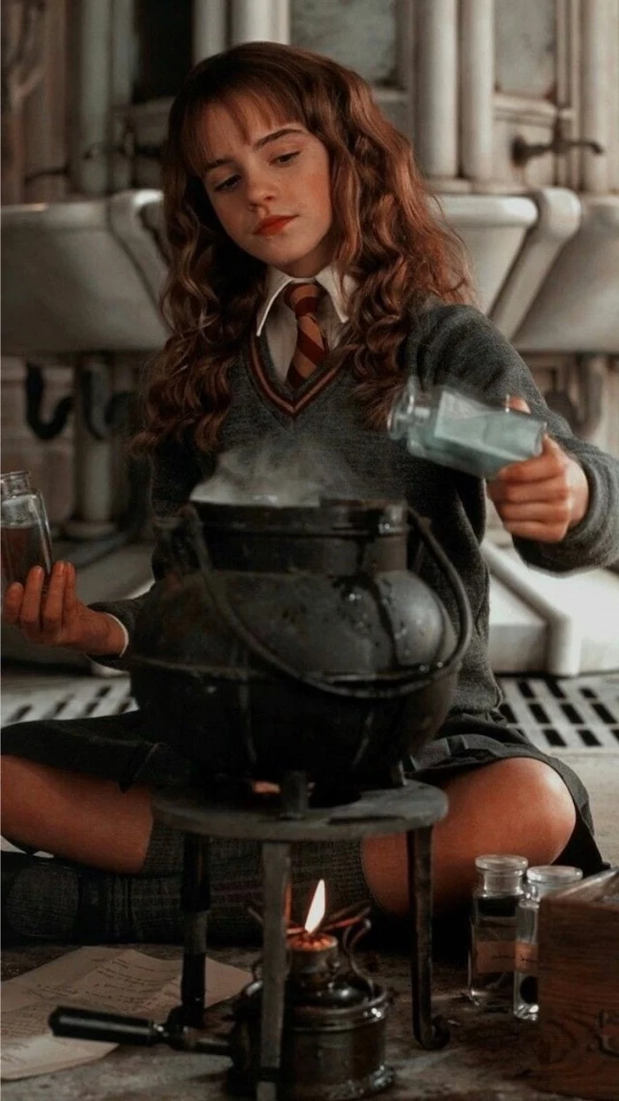 emma watson as hermione granger, sitting on the floor, preparing polyjuice potion, harry potter desktop wallpaper