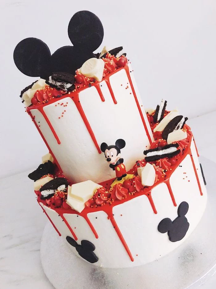 Black & White Mickey Mouse Cake | Baked by Nataleen