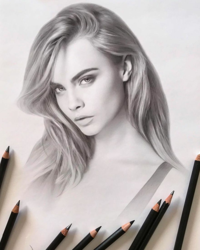 realistico ritratto di cara delevingne, le cose facili per disegnare per i principianti, schizzo a matita nera su sfondo bianco