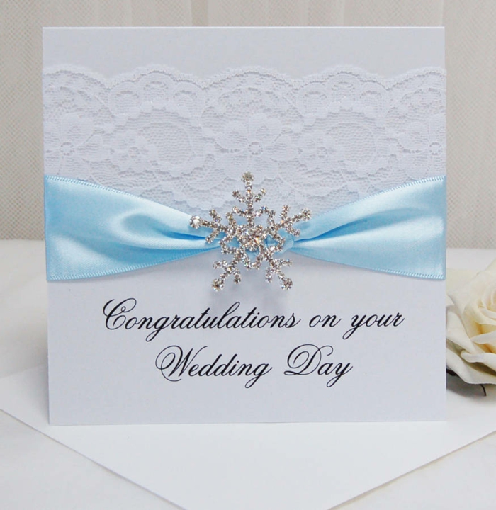 What to write in a wedding card – 50 ideas and suggestions