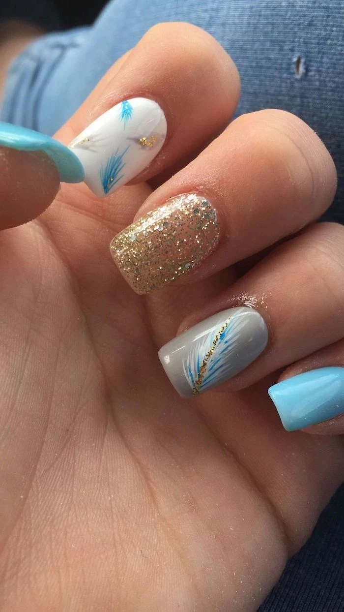 bright summer nails, white and blue nail polish, feathers decorations, medium length square nails