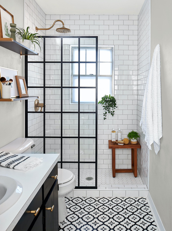 black and white bathroom decor ideas