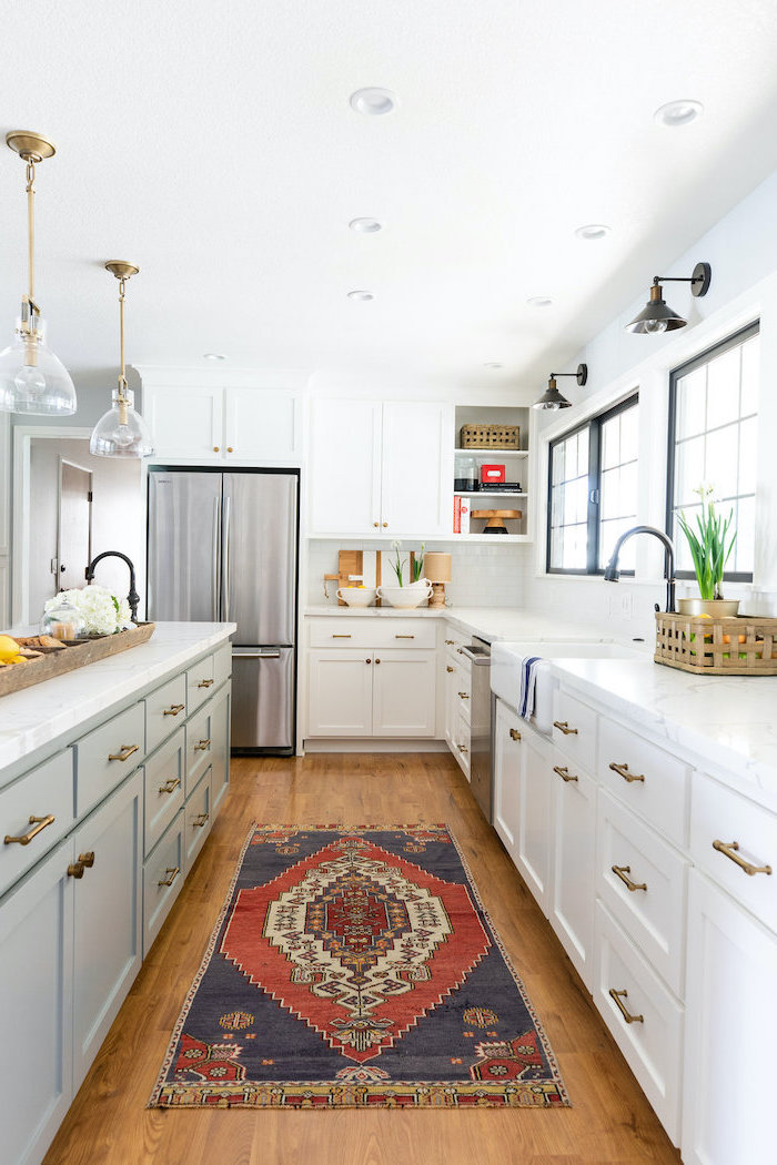 Say Yes To a Modern Farmhouse Kitchen Decor