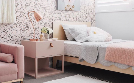 girls pink velvet bed