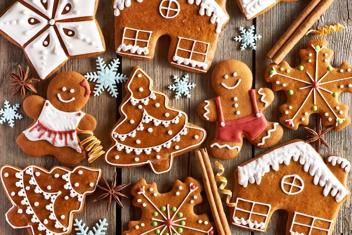 gingerbread cookies in the shape of house snowflakes gingerbread men christmas tree christmas eve dinner ideas