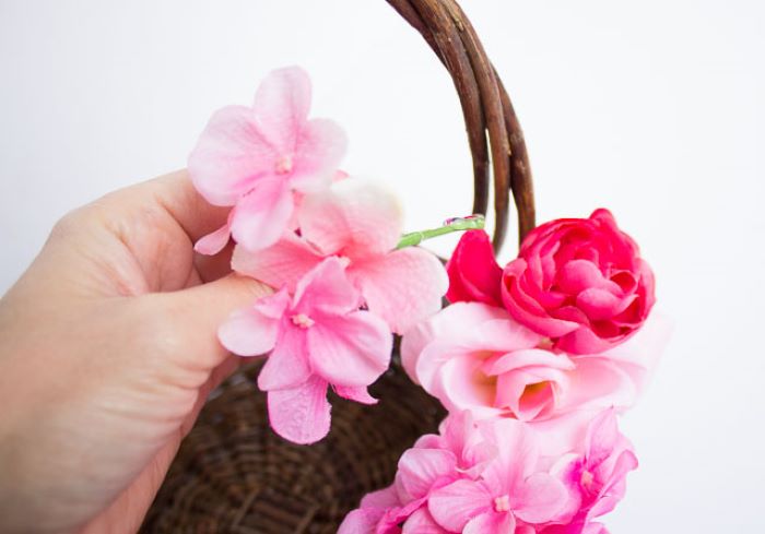 step by step diy tutorial diy easter basket how to decorate basket with faux flowers