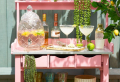 Enjoy the hot summer days with these cool outdoor bar ideas