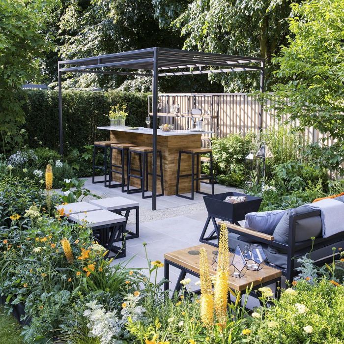 diy outdoor bar small wooden kitchen island with white countertop bar stools around it lounge area on the side